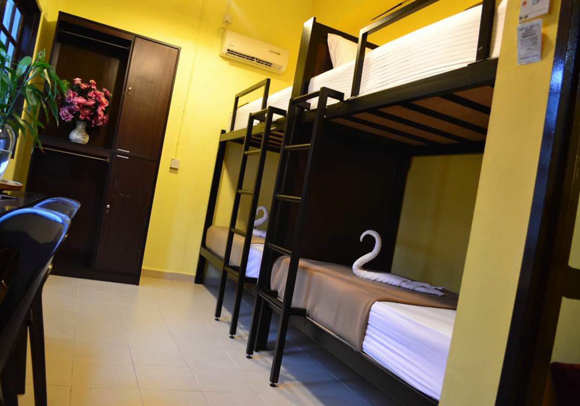 My Hostel Muntri 乔治敦 外观 照片